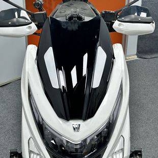 适用于豪爵UHR150吴厂长挡风玻璃竞技新款风挡升级改装配件无损