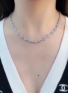 日本珠宝展会内展预展满钻钻石项链每一颗都是大钻18K白金