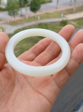 天然和田玉俄料老坑芭莎羊脂玉白玉镯子优雅女款窄条手镯59mm秒杀