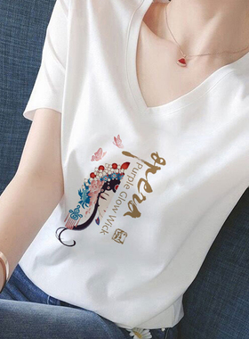 2024夏季短款显瘦白色短袖t恤女装V领宽松字母印花韩版百搭上衣潮