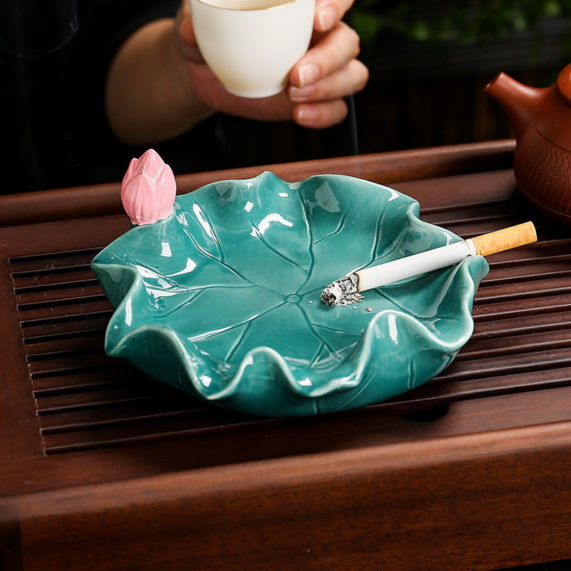 复古典雅客厅茶几创意办公室茶桌面装饰品摆件家用陶瓷荷叶烟灰缸