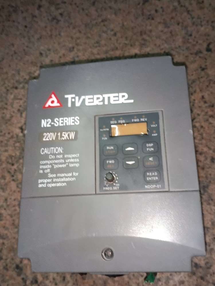 台安变频器N2一202一H二手拆机成色外观如图实物拍照2