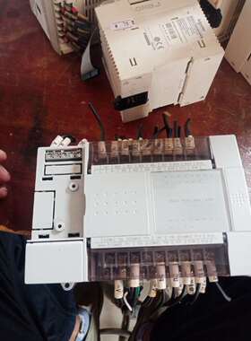 维控PLC   LX2V-1412MT-A 拆机,功能正常使-议价