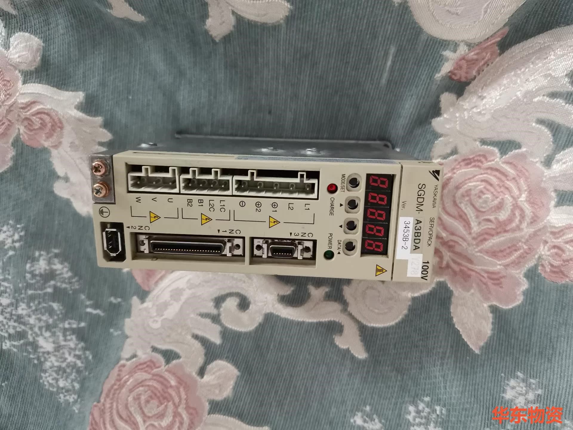 安川  SGDM-A3BDA有2台拆机 价格私聊