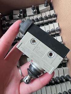 欧姆龙行程开关ZC 议价 N2255
