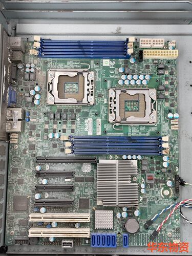 超微X8DTL-i 成色如图  拆机功能正常  双路CPU