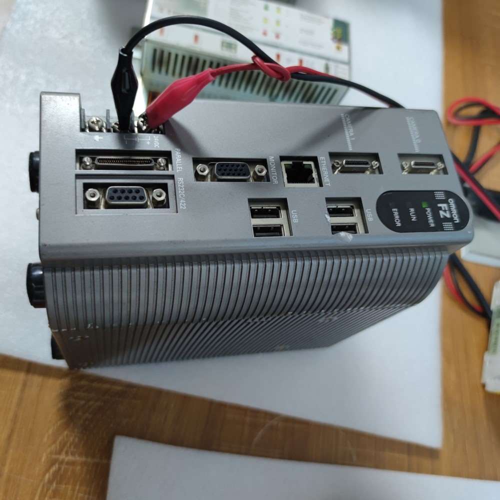 FZ4-750欧姆龙视觉控制器OMRON拆机通电如图.议-议价