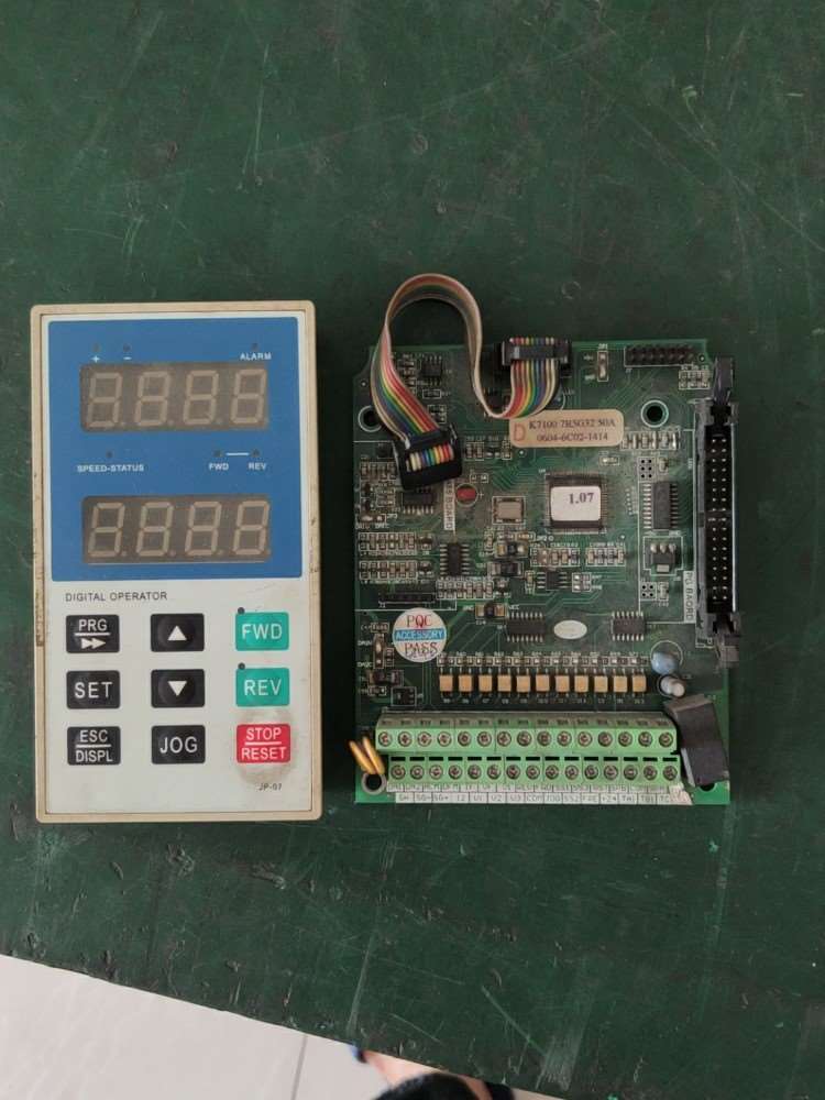 拆机普传变频器主板键盘包好.pi7100-7.5kw拆机.-议价