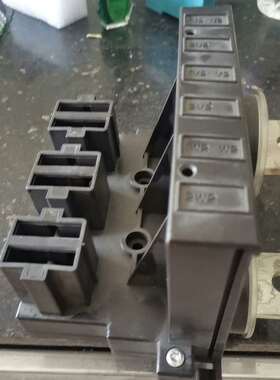 1TSA060011R0012新的库存有两个1TSA060