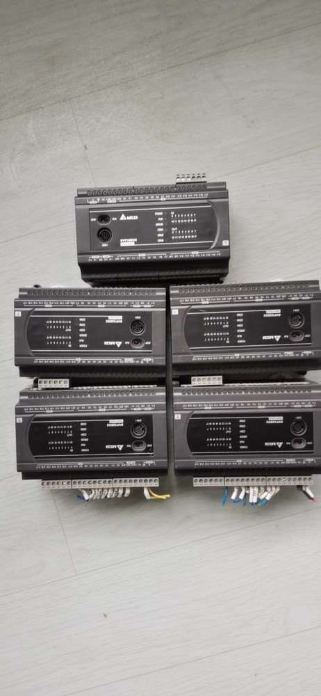 台达PLC控制器数量5个ES2系列DVP32ES200TC-议价