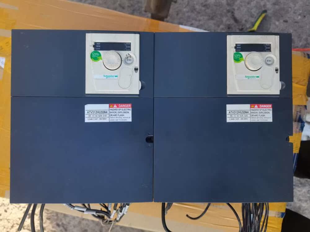 ATV312HU55N4施耐德变频器拆机包好成色漂亮5-议价