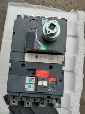 VigiNSX100/1604PAAV34658施