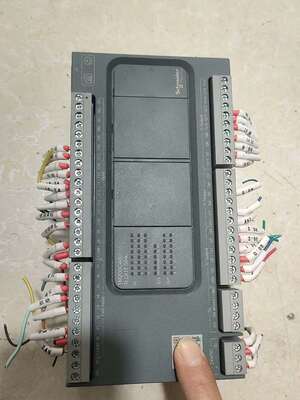 施耐德编程TM200C40U拆机成色漂亮功能包好-议价