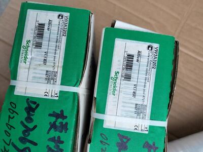 施耐德变频器模拟量卡VW3A3202库存没有用的