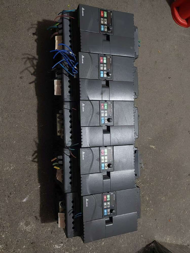 VFD110E43A拆机台达11kw变频器