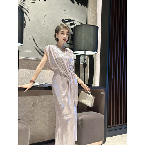 优雅修身显瘦褶皱短袖V领连衣裙