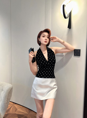 XULU原创醋酸麻纱颗粒感复古波点挂脖V领吊带背心港风美背上衣