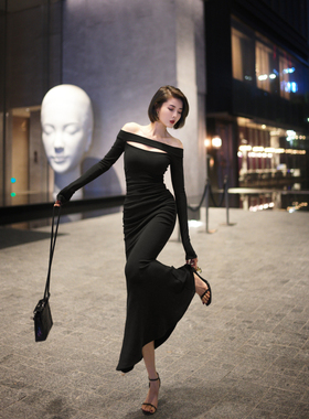 XULU原创美利诺慕斯绒针织优雅黑色一字肩镂空收腰长款鱼尾连衣裙