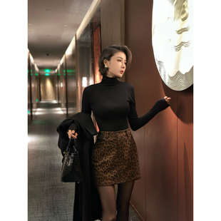 XULU原创新款 百搭半身裙 复古豹纹麂皮绒高腰包臀短裙女性感修身