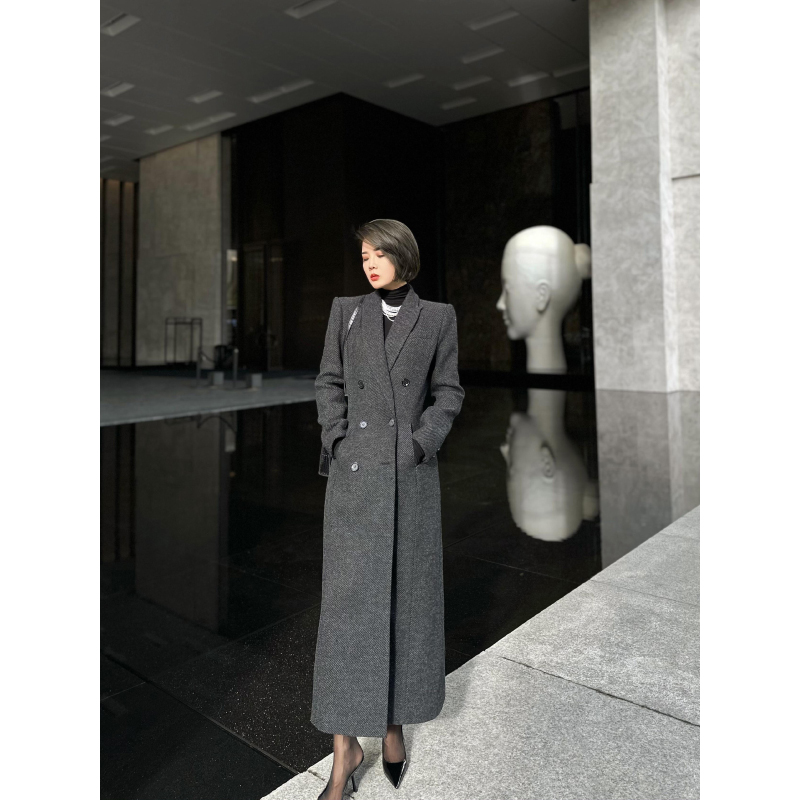 XULU原创100%羊毛高级感宽松显瘦大衣冬款双排扣枪柏领长款外套