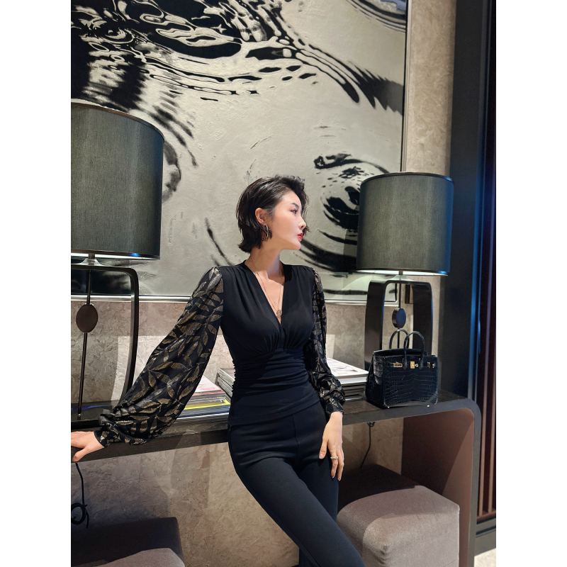 XULU原创秋冬水晶麻拼接烫金丝绒打底衫黑色百搭修身长袖V领上衣