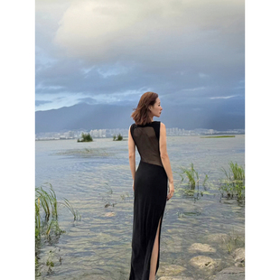 XULU原创夏季 显瘦露背网纱连衣裙 水晶麻黑色高阶复古一字领无袖