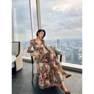 连衣裙 显瘦V领长袖 XULU原创秋季 针织优羽毛印花大摆长裙气质修身