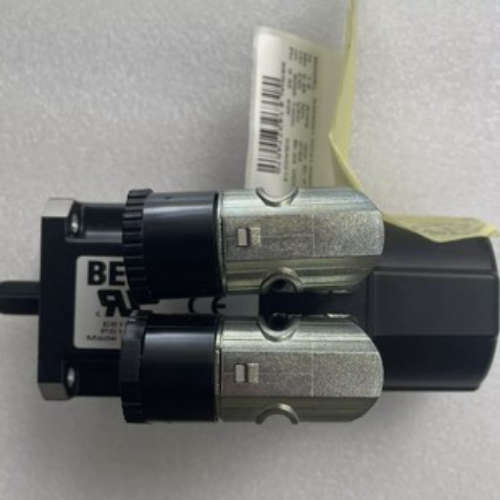 全系AM8121-3F10-0000AM8121-3F11-0000倍福伺服电机