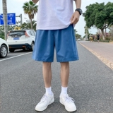 深蓝色