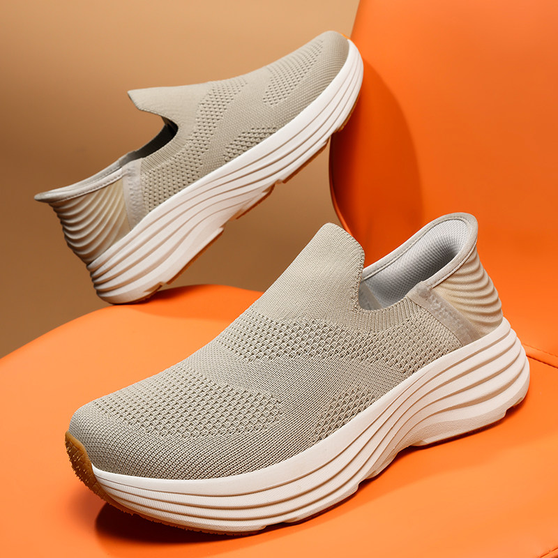 宽脚掌男鞋45透气一脚蹬布鞋46大码47运动休闲鞋潮飞织鞋懒人鞋48