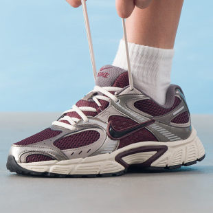 耐克复古休闲鞋男鞋夏季新款轻便透气慢跑鞋V5 RNR运动鞋老爹鞋