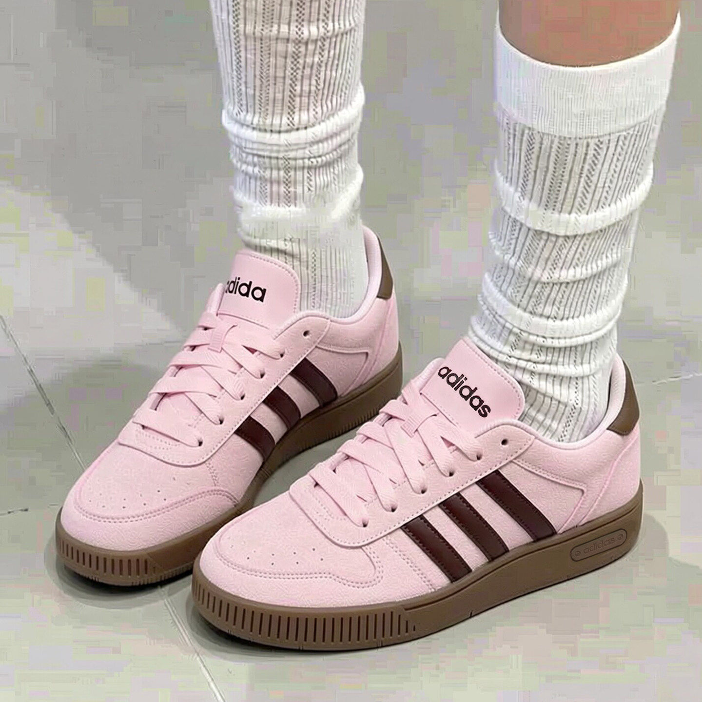 adidas阿迪达斯粉色板鞋女鞋秋季新款麂皮复古小锯齿D-PAD休闲鞋