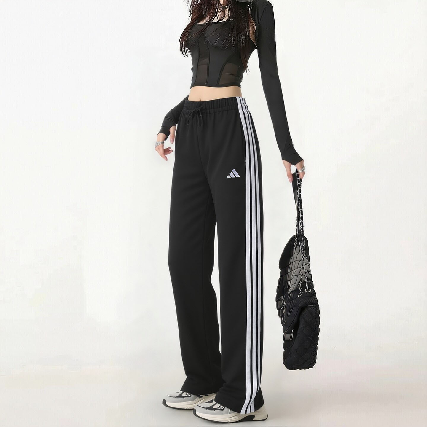 阿迪达斯针织裤子女直筒裤秋季新款休闲黑色三条纹美式显瘦运动裤