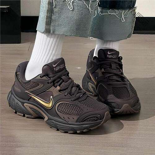 NIKE V5 RNR运动鞋耐克鞋子厚底老爹鞋新款女鞋跑步鞋透气网面鞋