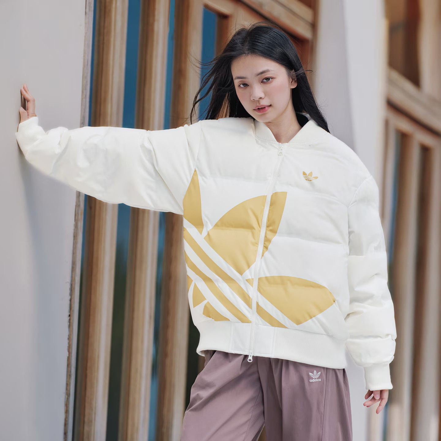 Adidas/阿迪达斯男女冬季宽松保暖运动上衣舒适鸭绒羽绒服JL8410