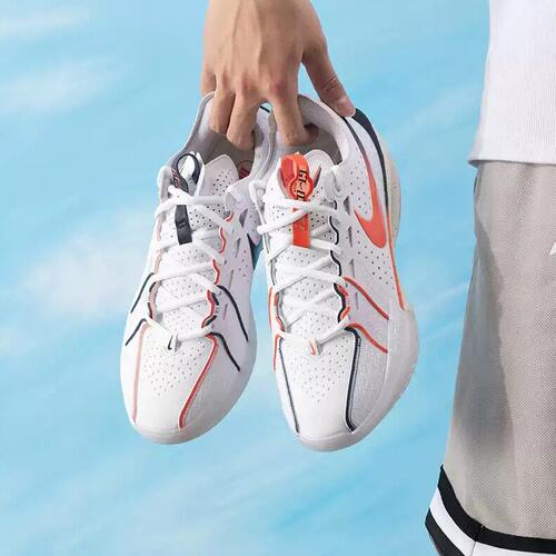 耐克Nike篮球鞋男鞋G.T.