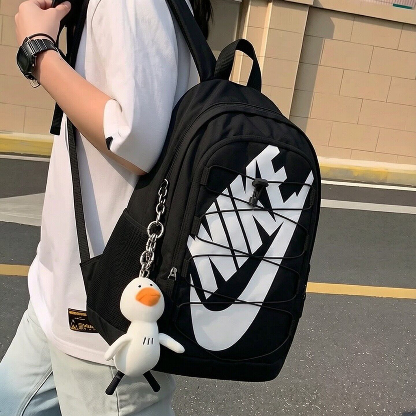Nike耐克潮流时尚双肩包新款学生书包大标运动包男女背包休闲包包