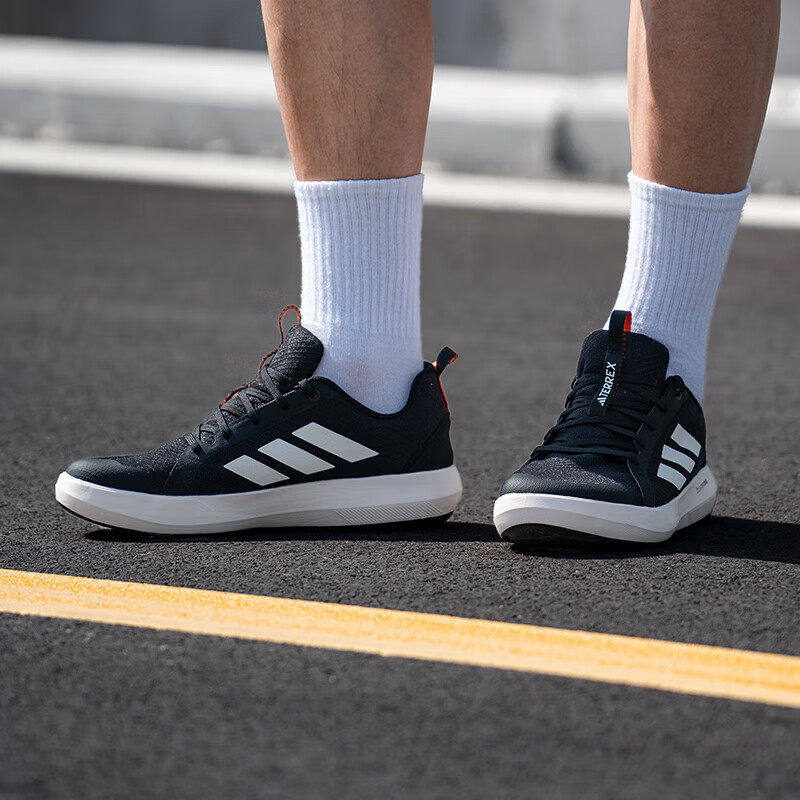 阿迪达斯男鞋夏季TERREX户外登山徒步涉水鞋溯溪鞋轻便透气休闲鞋,运动鞋new,运动休闲鞋,淘宝优惠券,粉丝福利购,淘宝优惠卷