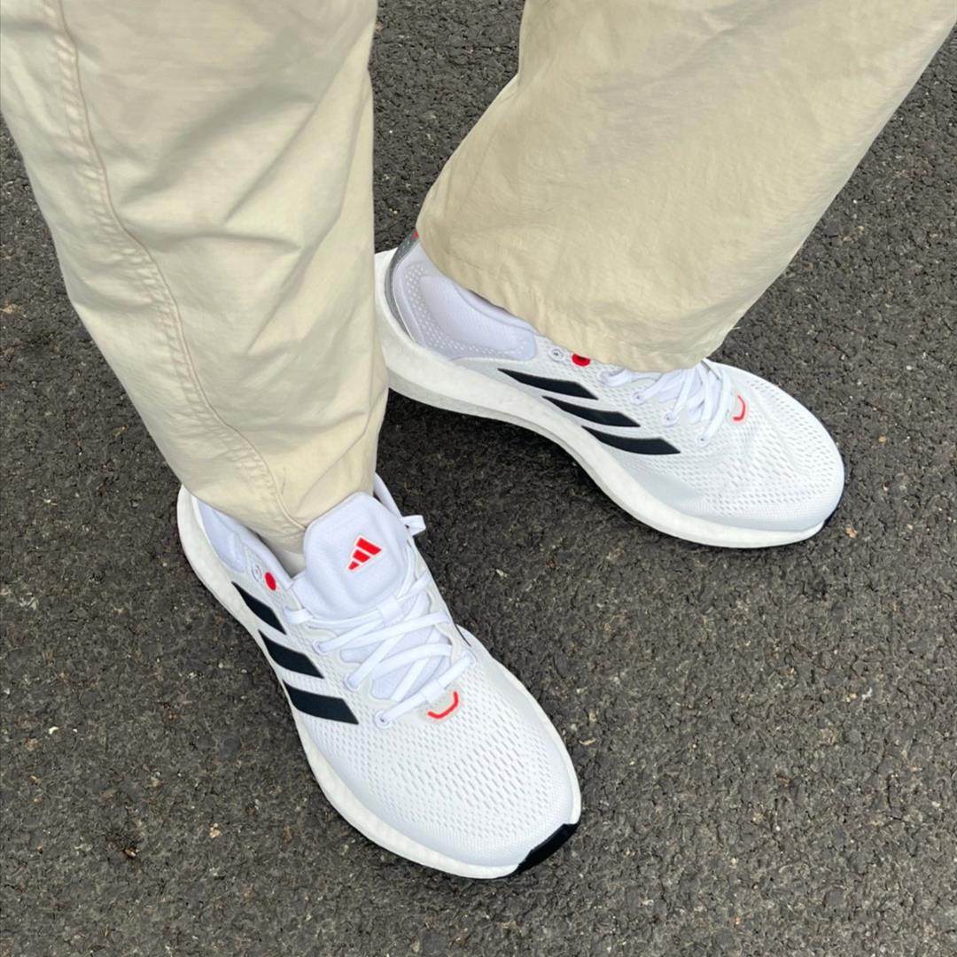 阿迪达斯男鞋新款缓震耐磨回弹慢跑训练白色运动鞋BOOST跑步鞋男,运动鞋new,跑步鞋,淘宝优惠券,粉丝福利购,淘宝优惠卷