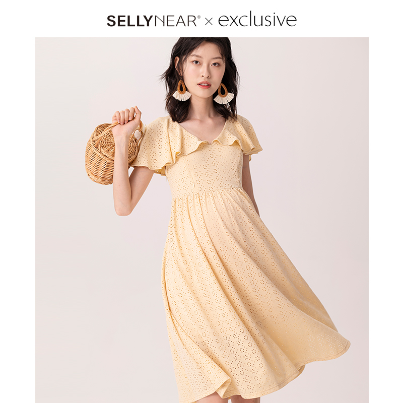 SELLYNEAR洋气孕妇夏装裙子新款淡黄色荷叶领镂空连衣长裙子