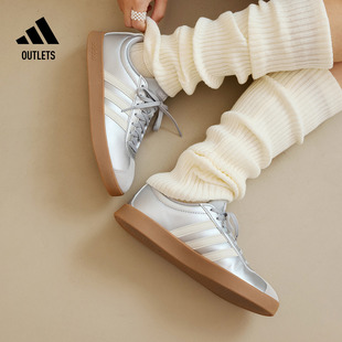 德训鞋 「T头鞋 BASE亮泽感休闲板鞋 COURT 女子adidas阿迪达斯 」VL