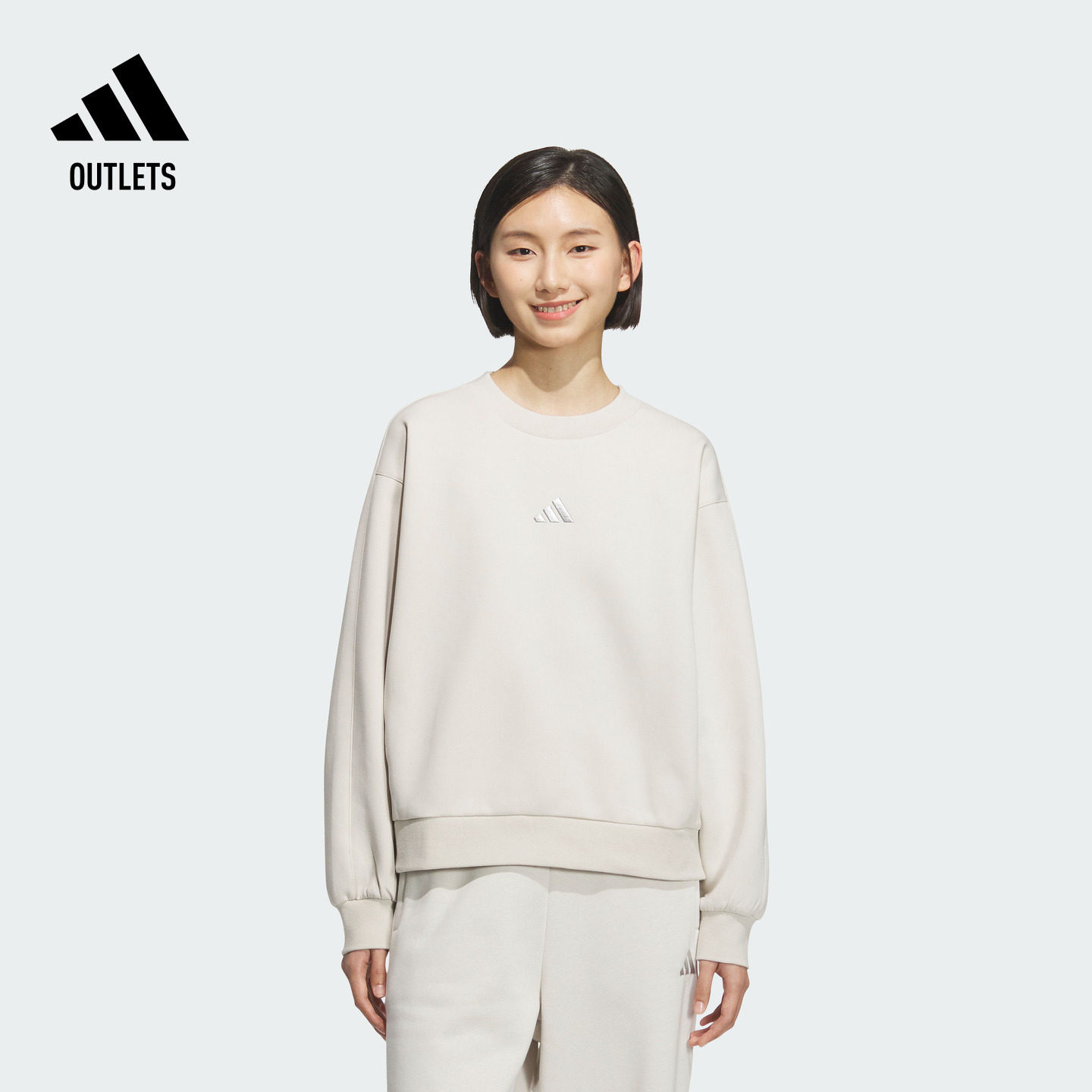 阿迪达斯女子卫衣adidas