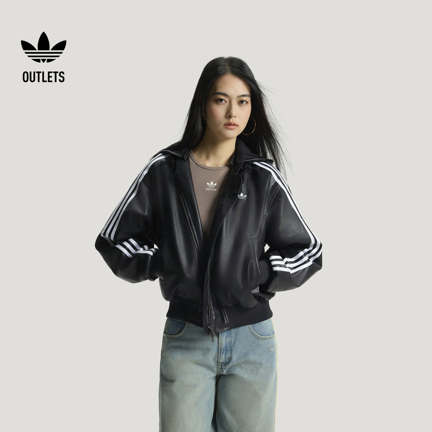 阿迪达斯三叶草女子棉服