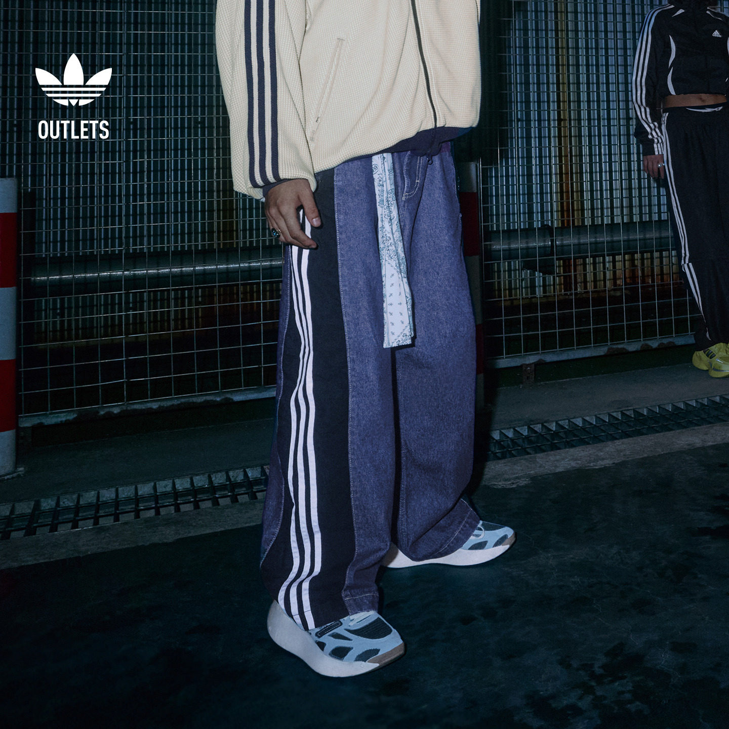 宽松舒适牛仔运动裤男装adidas阿迪达斯官方outlets三叶草