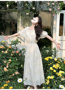 沙滩长裙子 法式 度假风天丝刺绣连衣裙女2025夏季 新款 收腰甜美短袖