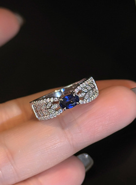 红刚玉蓝尖晶荧光灯变色开口戒指