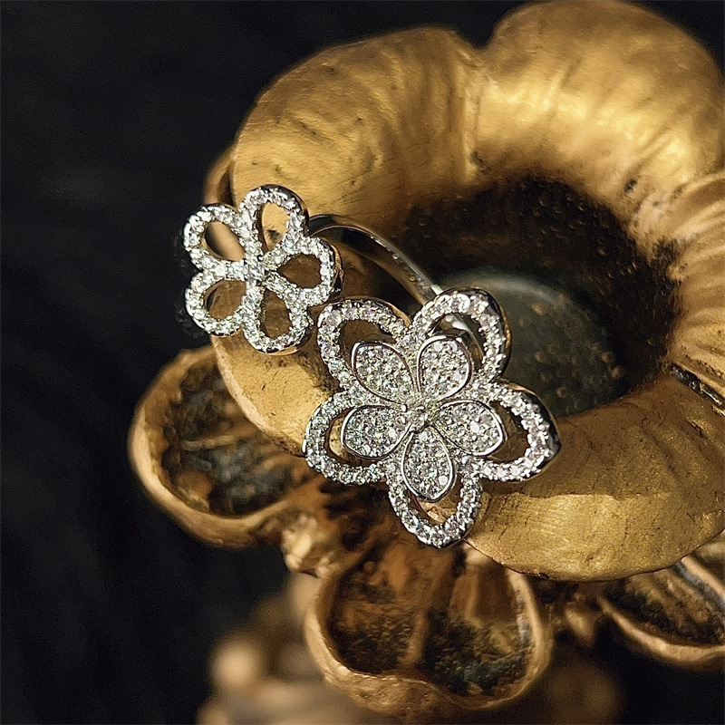 新品双花朵戒指女ins小众感设计花瓣开口不掉色高碳钻冷淡风指环