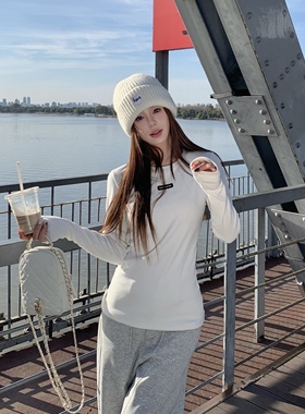 3MER哦哦三妹 白色德绒内搭打底衫女秋冬新款显瘦圆领长袖t恤上衣