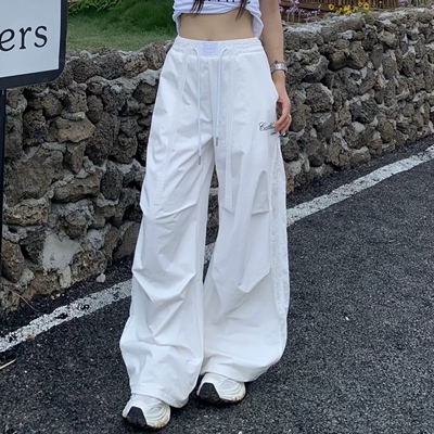 3MER重工拼接蕾丝降落伞裤