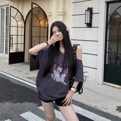 3MER哦哦三妹小狗印花斜肩短袖女